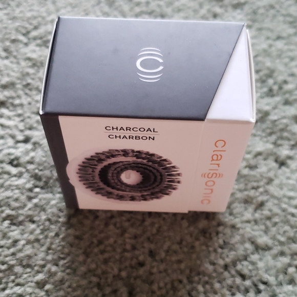 NIB Clarisonic Charcoal brush head - Picture 5 of 5